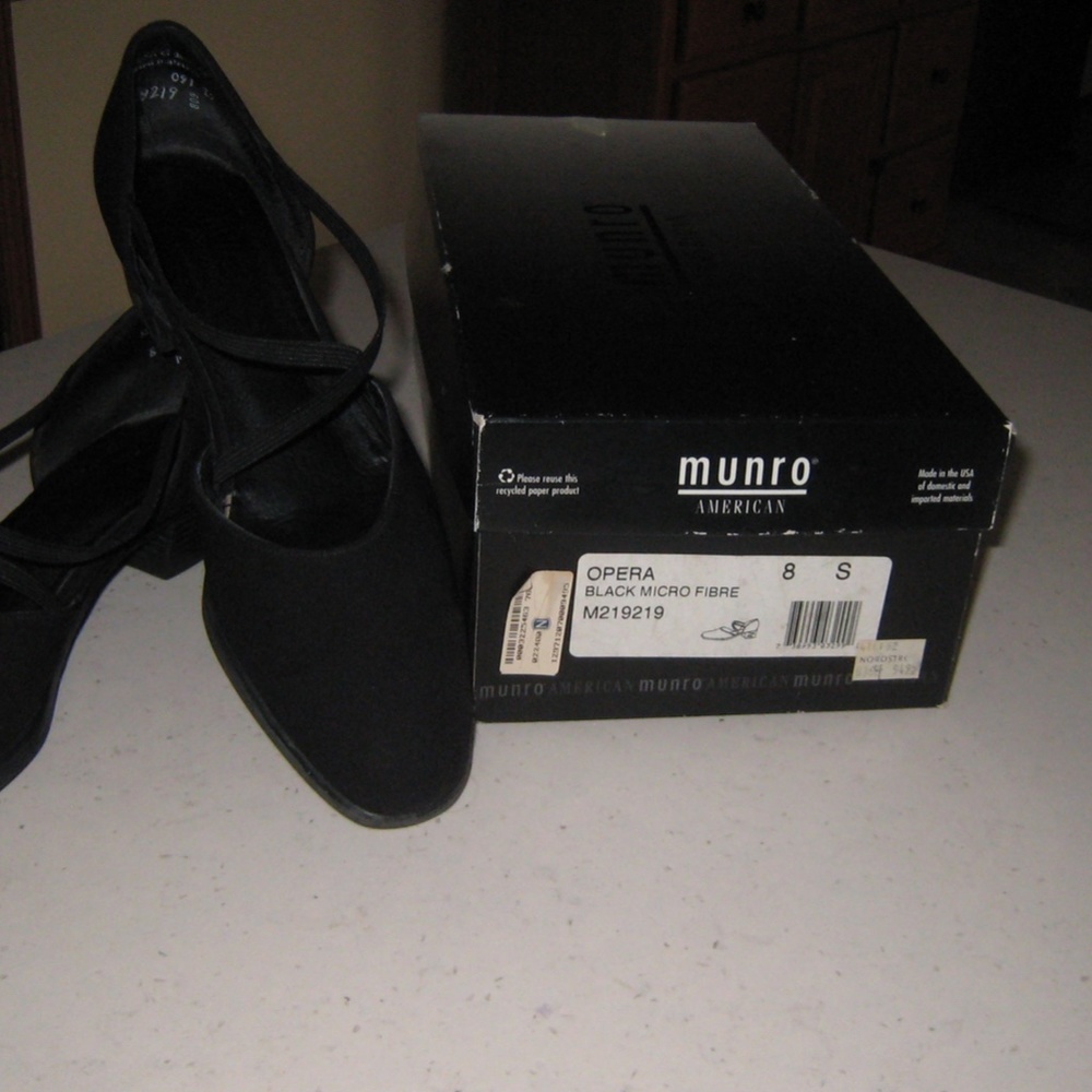 VTG Munro Opera American Women's Shoes 8 slim Comfort Dress/Casual micro fiber